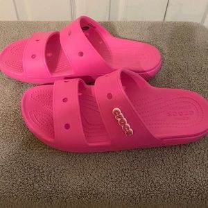 Women Size 10 Hot Pink Famous CROCS